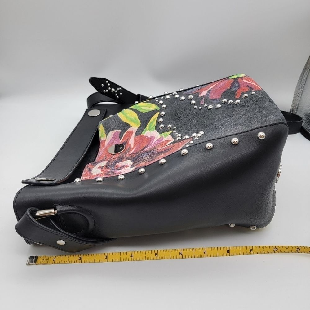 3.1 Phillip Lim studded bucket bag crossbody - Picture 9 of 11